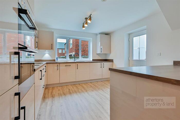 3 Bedroom Town House To Rent In Jubilee Drive, Whalley, BB7