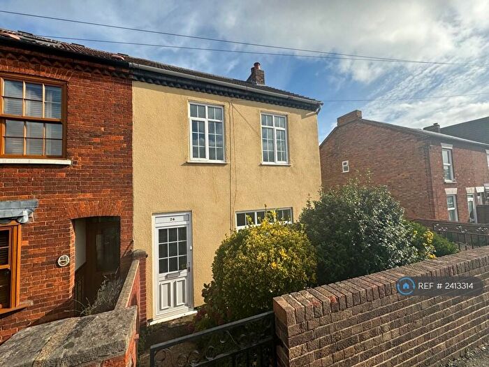 3 Bedroom Semi-Detached House To Rent In Bunyan Road, Kempston, Bedford, MK42