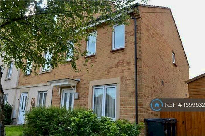3 Bedroom Semi-Detached House To Rent In Keats Court, Bristol, BS7