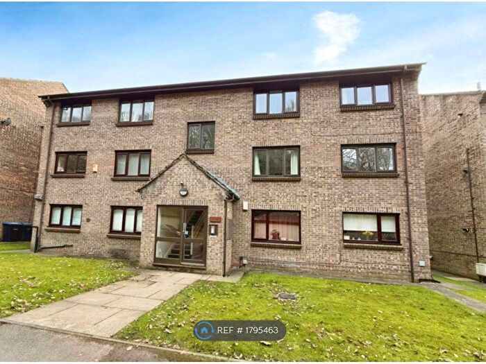 2 Bedroom Flat To Rent In Baildon Wood Court, Baildon, Shipley, BD17
