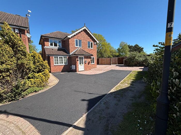 5 Bedroom Detached House To Rent In Crabmill Drive, Sandbach, CW11