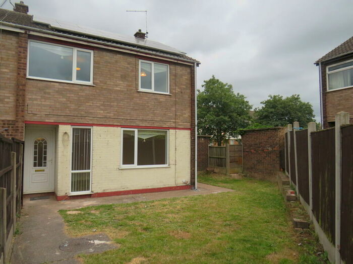 3 Bedroom House To Rent In Kingsway Avenue, New Ollerton, Newark, NG22