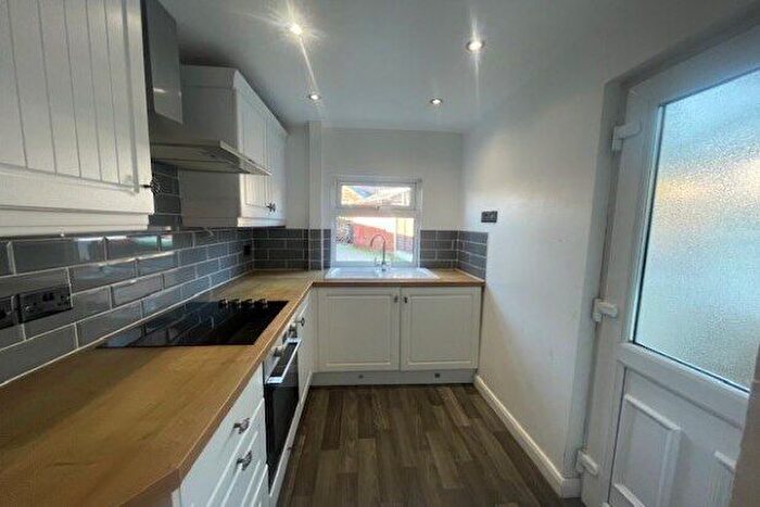 3 Bedroom Terraced House To Rent In Titchfield Street, Nottingham, NG15