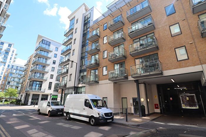 1 Bedroom Flat To Rent In Yeo Street, London, E3