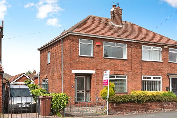 3 Bedroom Semi-Detached House For Sale In Windsor Road, Hull, HU5