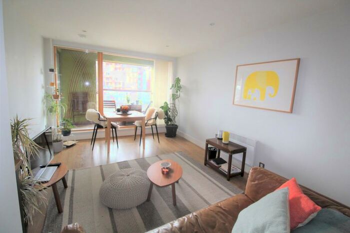 1 Bedroom Flat To Rent In Quayside, College Street, Ipswich, Suffolk, IP4