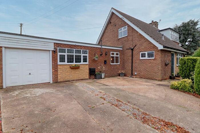 4 Bedroom Detached House For Sale In West Street, Roxby, Scunthorpe, DN15
