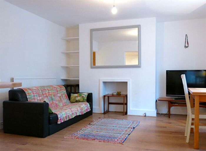 2 Bedroom Flat To Rent In Norfolk Road, Brighton, BN1