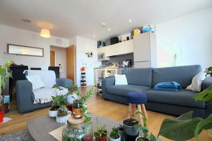 2 Bedroom Apartment To Rent In High Street, Manchester, M4