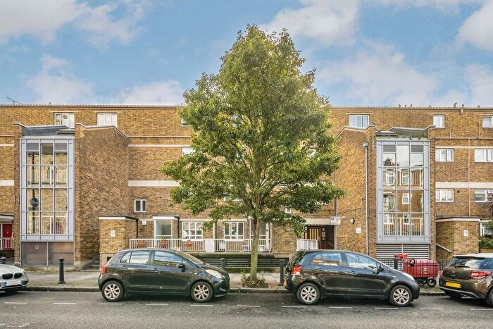 1 Bedroom Flat To Rent In Cable Street, London, E1