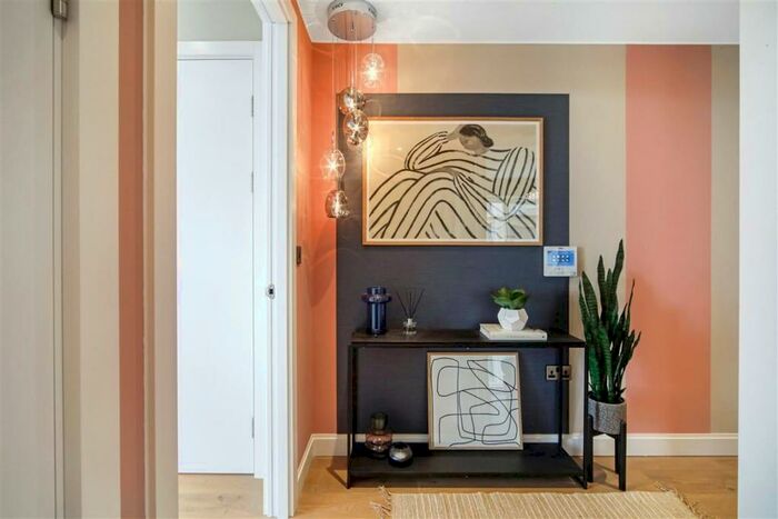1 Bedroom Flat To Rent In Zinc Street Sugar House Island, E15