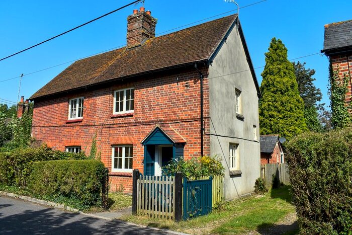 3 Bedroom Semi-Detached House For Sale In Castle Street, Cranborne, Wimborne, BH21