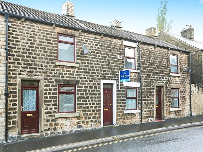 2 Bedroom Terraced House To Rent In Sheffield Road, Glossop, Derbyshire, SK13