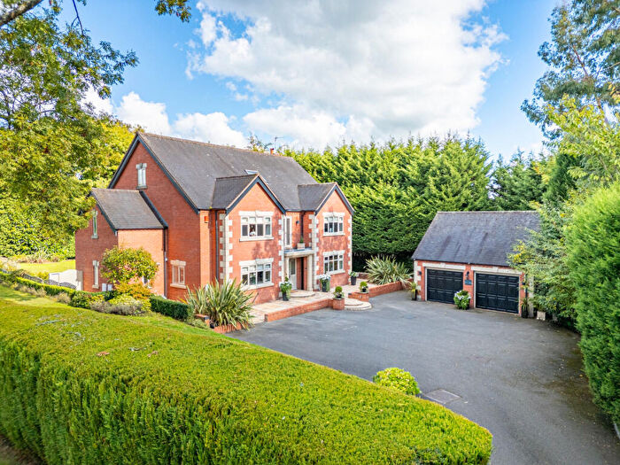 5 Bedroom Detached House For Sale In Cherry Lane Cheadle Stoke-on-Trent, Staffordshire, ST10