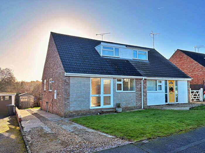 2 Bedroom Semi Detached House For Sale In Firs Drive, Rugby, CV22