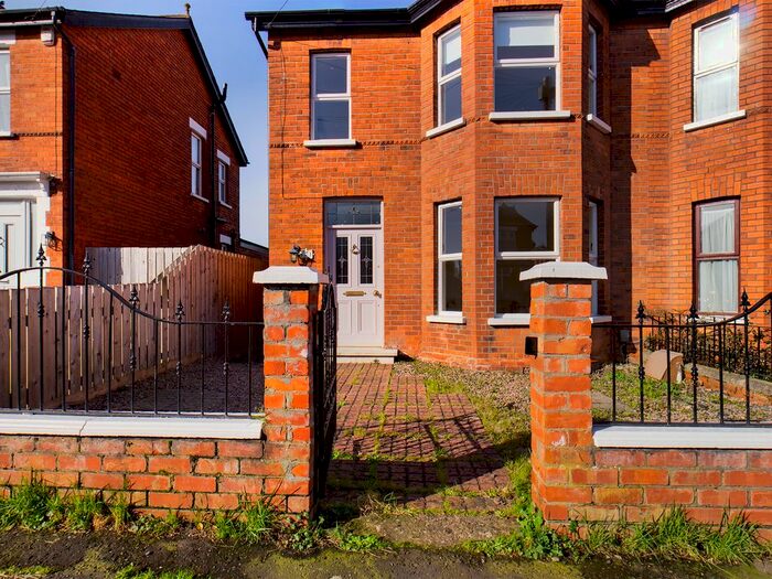 3 Bedroom Semi-Detached House To Rent In Haypark Avenue, Belfast, BT7