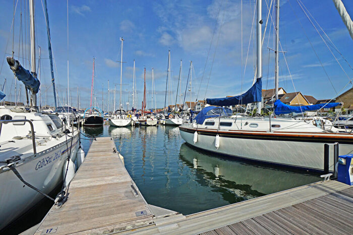 Garage / Parking To Rent In Mooring, Port Solent, PO6