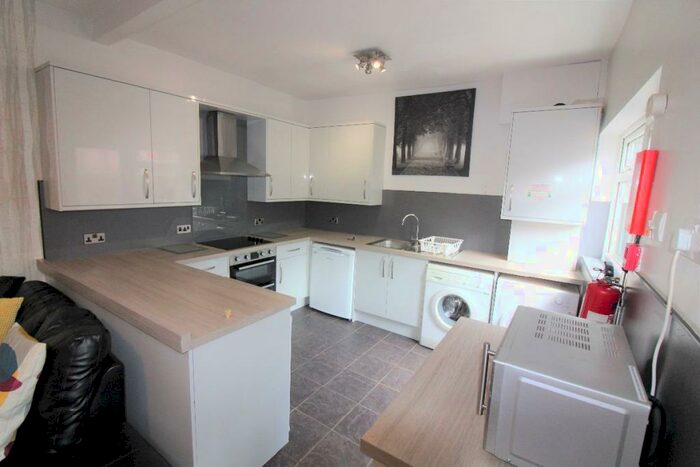 5 Bedroom Terraced House To Rent In Brackenbury Road, Preston, Lancashire, PR1