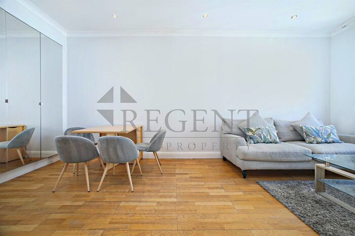 2 Bedroom Flat To Rent In North Block, Chicheley Street, SE1