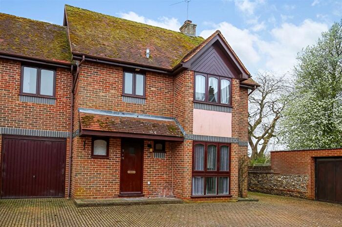 4 Bedroom Property For Sale In High Street, Stockbridge, SO20