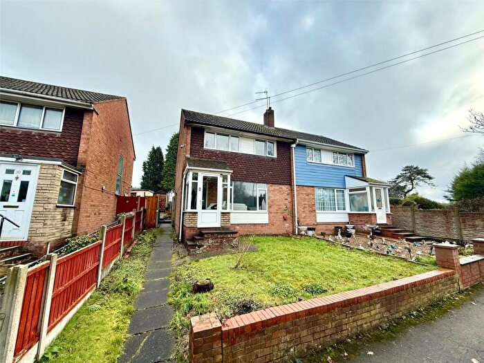 3 Bedroom Semi Detached House For Sale In Comberton Park Road, Kidderminster, Worcestershire, DY10