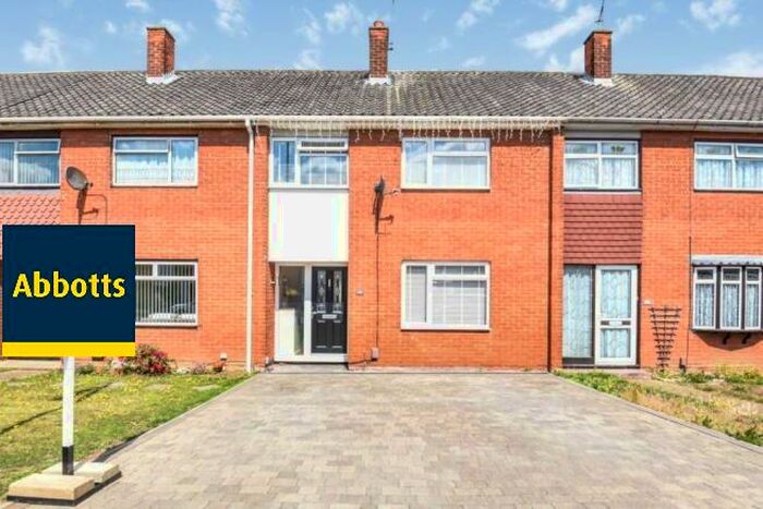 3 Bedroom House To Rent In Lee Chapel North, Basildon, SS15