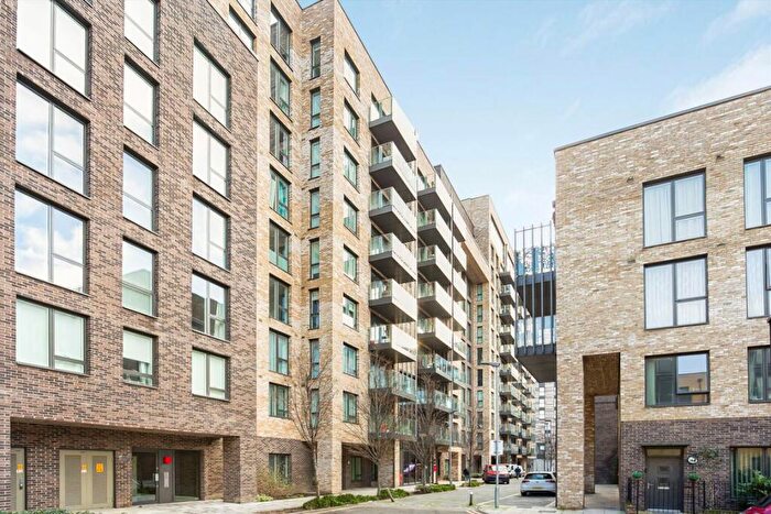 1 Bedroom Flat To Rent In Madeira Street, Poplar, E14