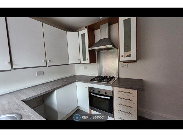 2 Bedroom Semi Detached House To Rent In Lord St, Manchester, M24
