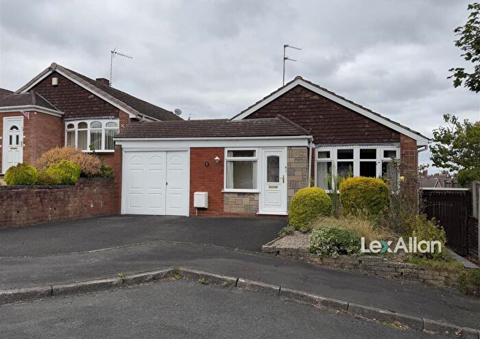 2 Bedroom Detached Bungalow For Sale In Wolverley Avenue, Stourbridge, DY8