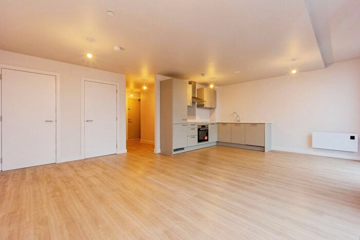 2 Bedroom Flat For Sale In Talbot Road, Stretford, Manchester, M16