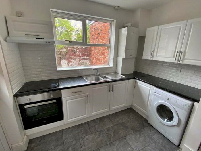 4 Bedroom End Of Terrace House To Rent In Whitby Road, Fallowfield, M14