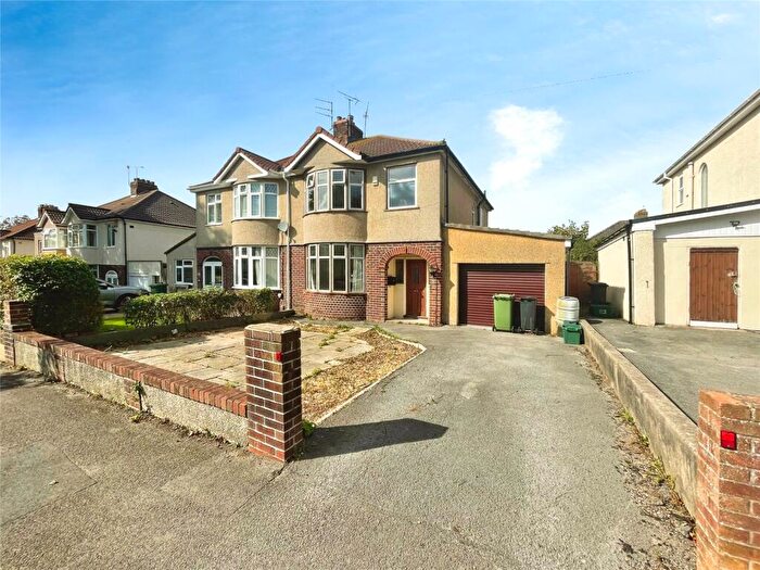 3 Bedroom Semi-Detached House For Sale In Dunkeld Avenue, Filton, Bristol, Gloucestershire, BS34