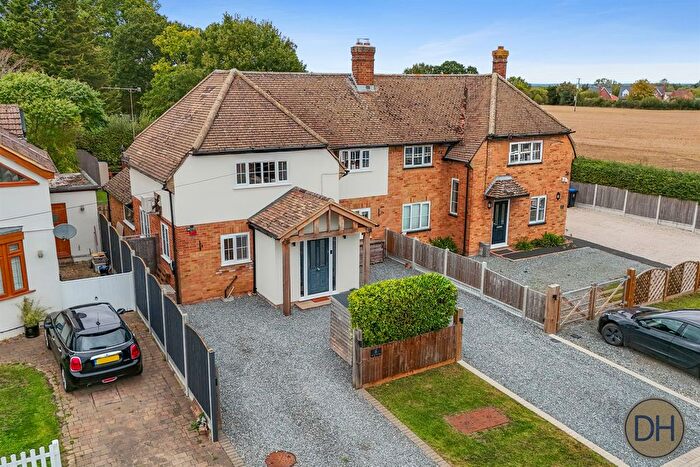 3 Bedroom Semi-detached House For Sale In Nine Ashes Farm Cottages, Nine Ashes, Blackmore, Essex, CM4