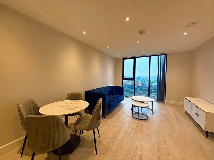 2 Bedroom Property To Rent In Regent Plaza Block B, Oldfield Road, Salford, M5