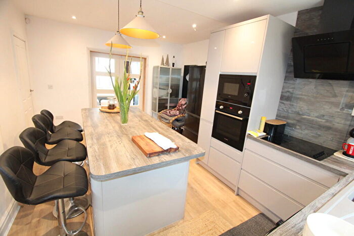 3 Bedroom Semi-Detached House For Sale In Richmond Road, Connah's Quay, CH5