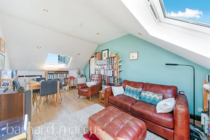 1 Bedroom Apartment For Sale In Farquharson Road, Croydon, CR0