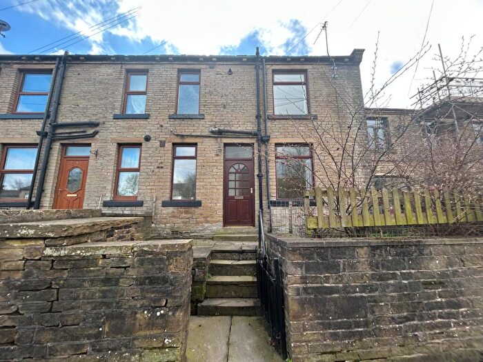 1 Bedroom Terraced House To Rent In Carr House Road, Shelf, West Yorkshire, HX3