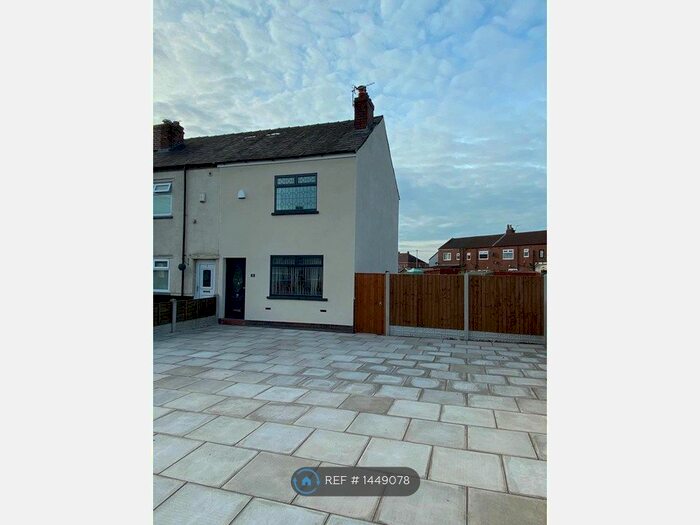 2 Bedroom Terraced House To Rent In Poolstock Lane, Wigan, WN3