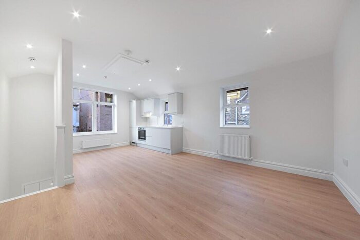 1 Bedroom Flat For Sale In Cargreen Road, London, SE25