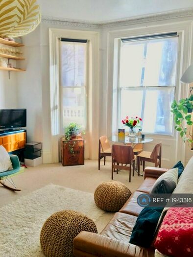 2 Bedroom Flat To Rent In Goldsmid Road, Hove, BN3