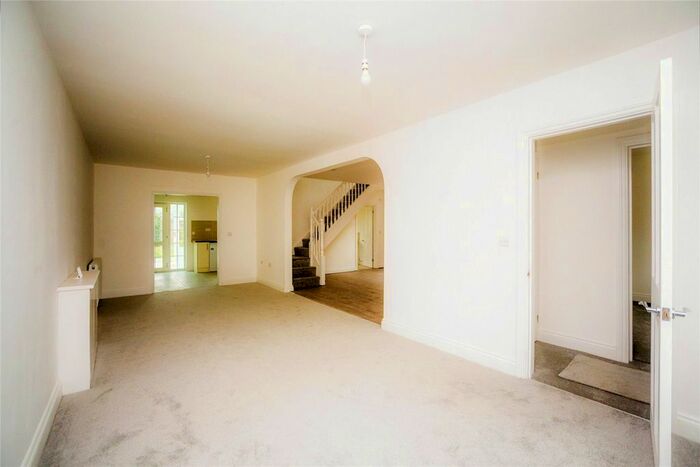 3 Bedroom Bungalow For Sale In Maidstone Road, Borough Green, Sevenoaks, Kent, TN15