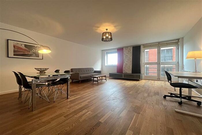 2 Bedroom Flat To Rent In Lexington Place, Plumptre Street, Lace Market, NG1