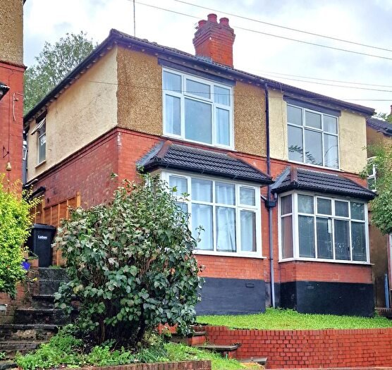 1 Bedroom Flat To Rent In Russell Rise, Luton, LU1