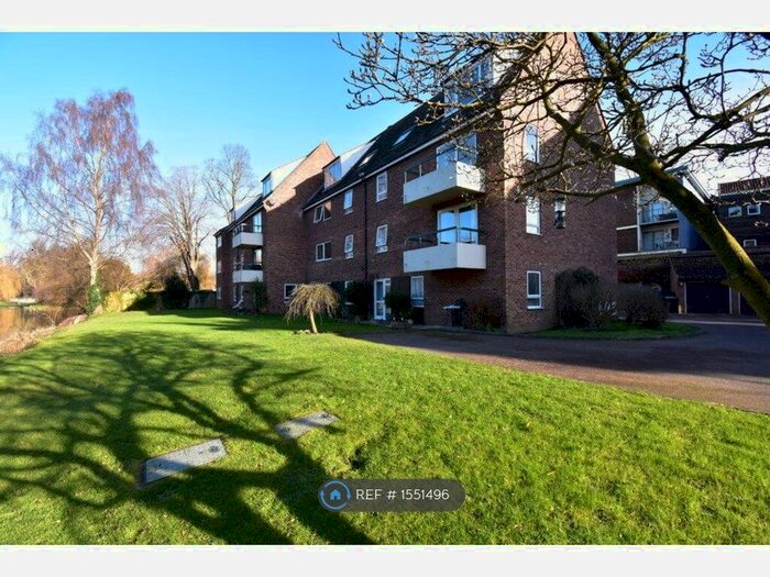 3 Bedroom Maisonette To Rent In Tanners Court, Norwich, NR3