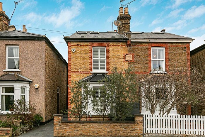 3 Bedroom Semi Detached House For Sale In Windsor Road, Kingston Upon Thames, KT2