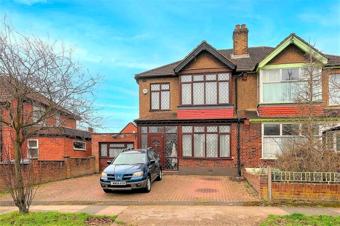 4 Bedroom Semi-Detached House To Rent In Florence Avenue, Morden, SM4