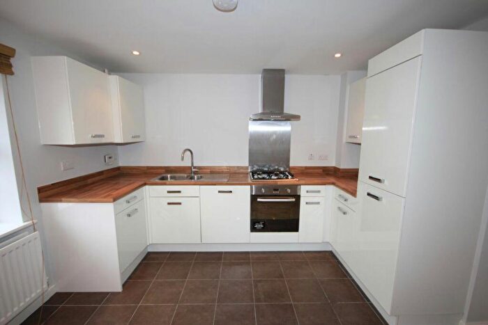 2 Bedroom Apartment To Rent In Crooked Bridge Court, Stafford, ST16