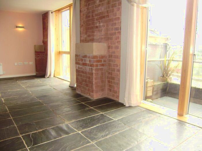 1 Bedroom Flat For Sale In Generator Hall, Electric Wharf, Radford, CV1