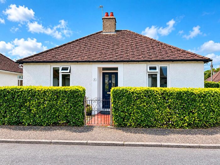 2 Bedroom Detached Bungalow To Rent In Grove Crescent, Littlehampton, BN17