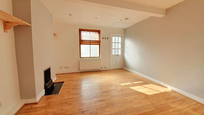 3 Bedroom Terraced House To Rent In Castle Street, Brighton, BN1